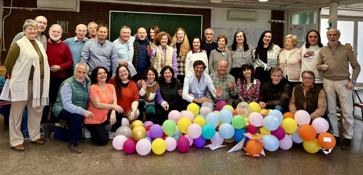 Y celebramos 5 años de la Coral de Administradores de Fincas Colegiados ensayando para cantar el 13 de abril en la Catedral de Santo Domingo de la Calzada  @CgcafeAaff <a href="/AlbertoRCT/">Alberto RuizCapillas</a> <a href="/evendrells/">Enrique Vendrell</a> <a href="/mdginestal/">Mª Dolores Ginestal</a>