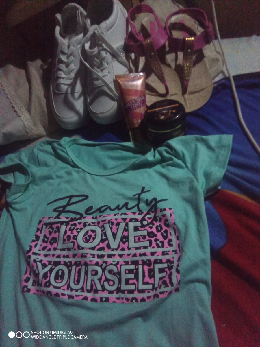 YudiCas86029780's tweet photo. #Recibiendo muchos regalos🤗💓😘🤗 https://t.co/iJufPa629X