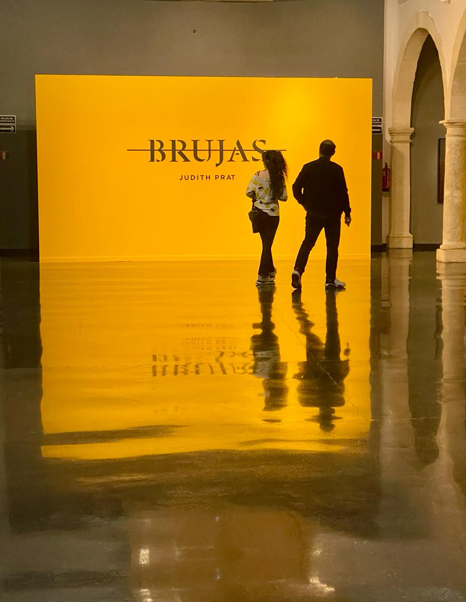 angela_artero's tweet photo. Qué buena la expo de #JudithPrat en el #CAF 👌 y qué bien comentada por @_artmuse  #imperdible #Almería (foto: Baran Lluvia) https://t.co/jw0IkDB6FJ