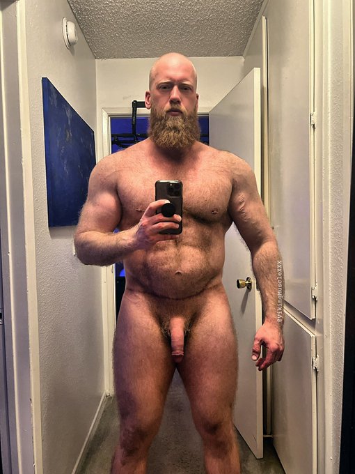 Watch 𝚅𝚒𝚔𝚒𝚗𝚐 𝙼𝚞𝚜𝚌𝚕𝚎's leaked NSFW photo on TwXstars