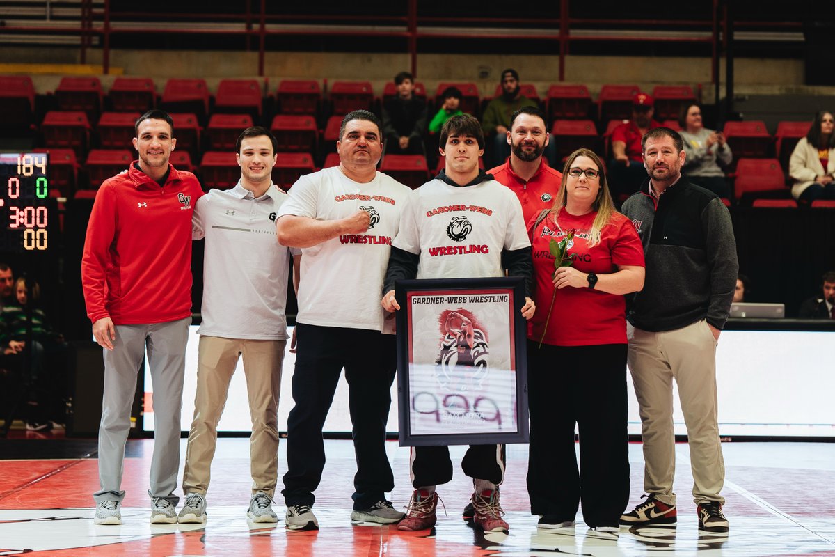 GWU Wrestling tweet media
