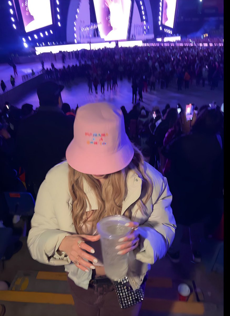 Gaby Lozoya tweet media