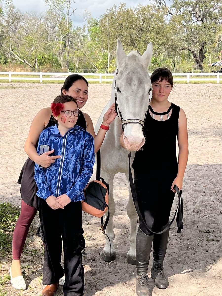 Maria10641564's tweet photo. 🐎 https://t.co/v7RHii9lYw