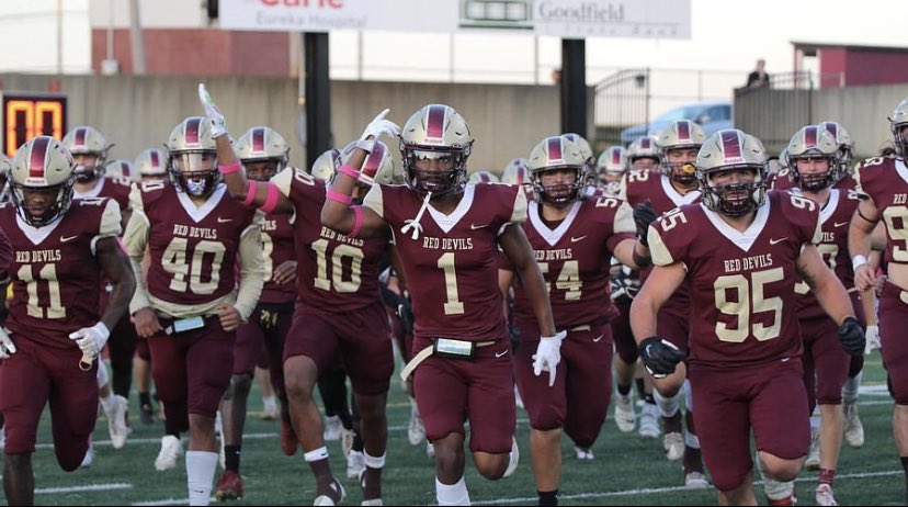 After a great conversation with <a href="/starks94/">Coach Starks</a> I am blessed to have received my 2nd offer <a href="/ECRDFootball/">Eureka College Football</a> .🙏🏾 <a href="/HC_Gonzalez_/">CoachGonzalez</a> <a href="/CoachWillGHHS/">Will Jefferson</a> <a href="/ghighfootball_/">Granite Hills Football</a>