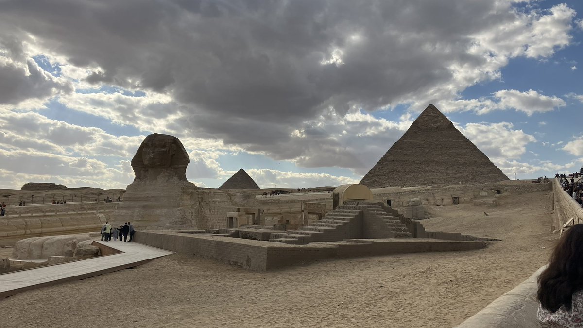 jwarthur27's tweet photo. Took myself off to visit the Pyramids ๐๐
#wheninEgypt #WhenInCairo https://t.co/lMWC7Hzl8e