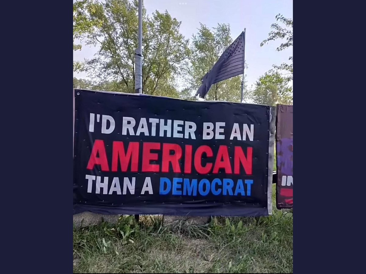 Ken4Trump2024's tweet image. We must abandon Ukraine🙏🏼❤️🇺🇸 #SAVEAMERICAFIRST 🙏🏼❤️🇺🇸