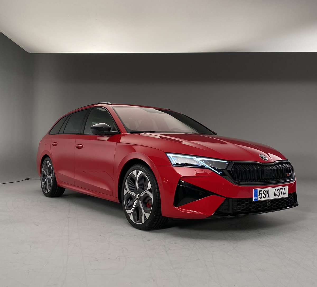 Javier Arenas tweet media