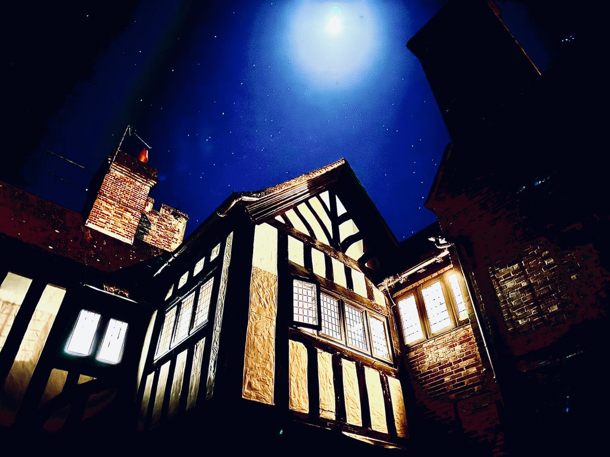 Andrew De Silva tweet media