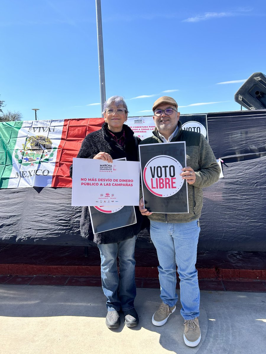 juliordz_'s tweet photo. #YoSiVoyALaMarcha

Piedras Negras, Coahuila 

#YoDefiendoLaDemocracia https://t.co/o6CYVCF9pr