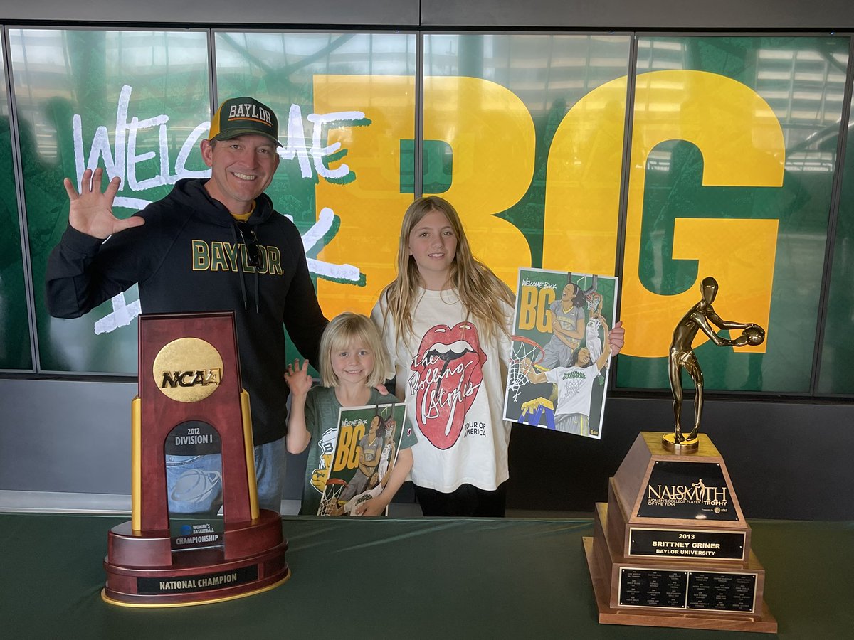 Welcome back BG! 
#42 #SicEm #Griner