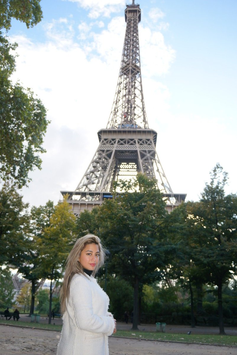 WeLuvAllyB's tweet photo. https://t.co/22zXPFadxK