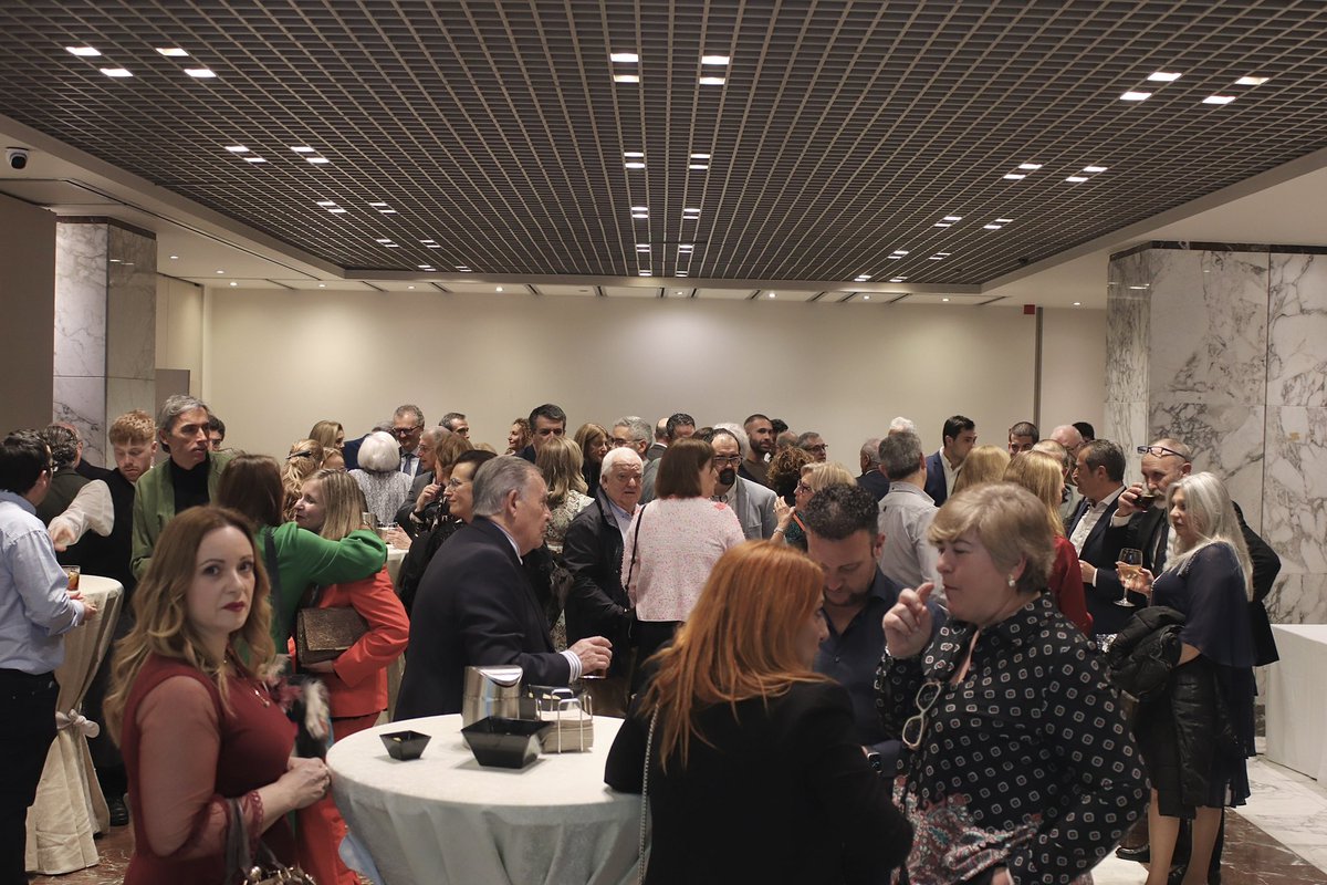 El pasado viernes celebramos el Día Mundial de las Cardiopatías Congénitas con nuestra tradicional Cena Benéfica.
Desde aquí queremos dar las gracias a todos aquellos que nos acompañaron en esta noche tan especial para la Asociación.