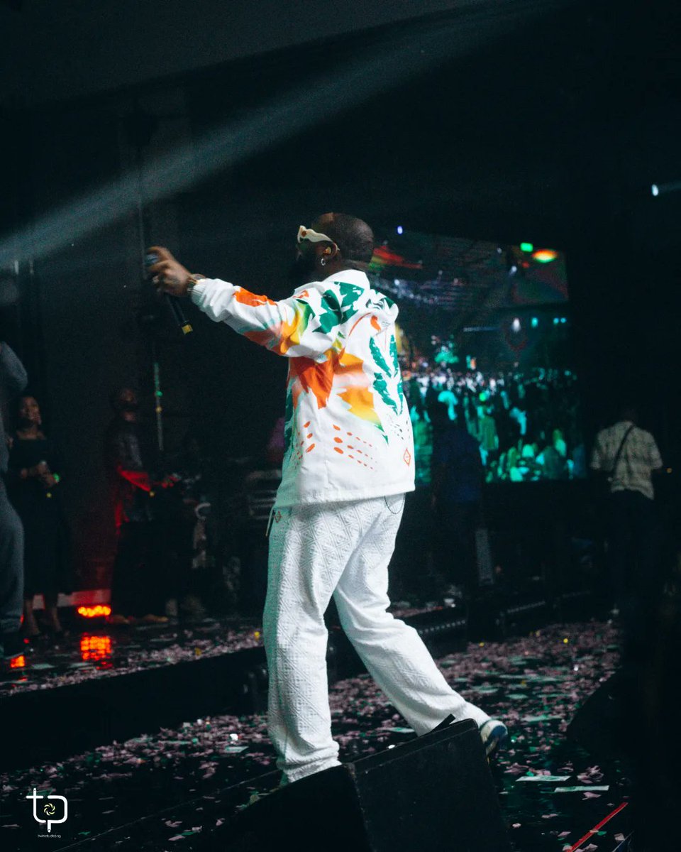 twinxphotograp3's tweet photo. OBO x TwinX 📸

@davido
📸 @twinxstudios.ng

Choose your favorite slide
Comment with your favorite emoji 
💪💫💯🔥

#viral #Davido #001
#twinxstudios https://t.co/BFLUfRbC3r