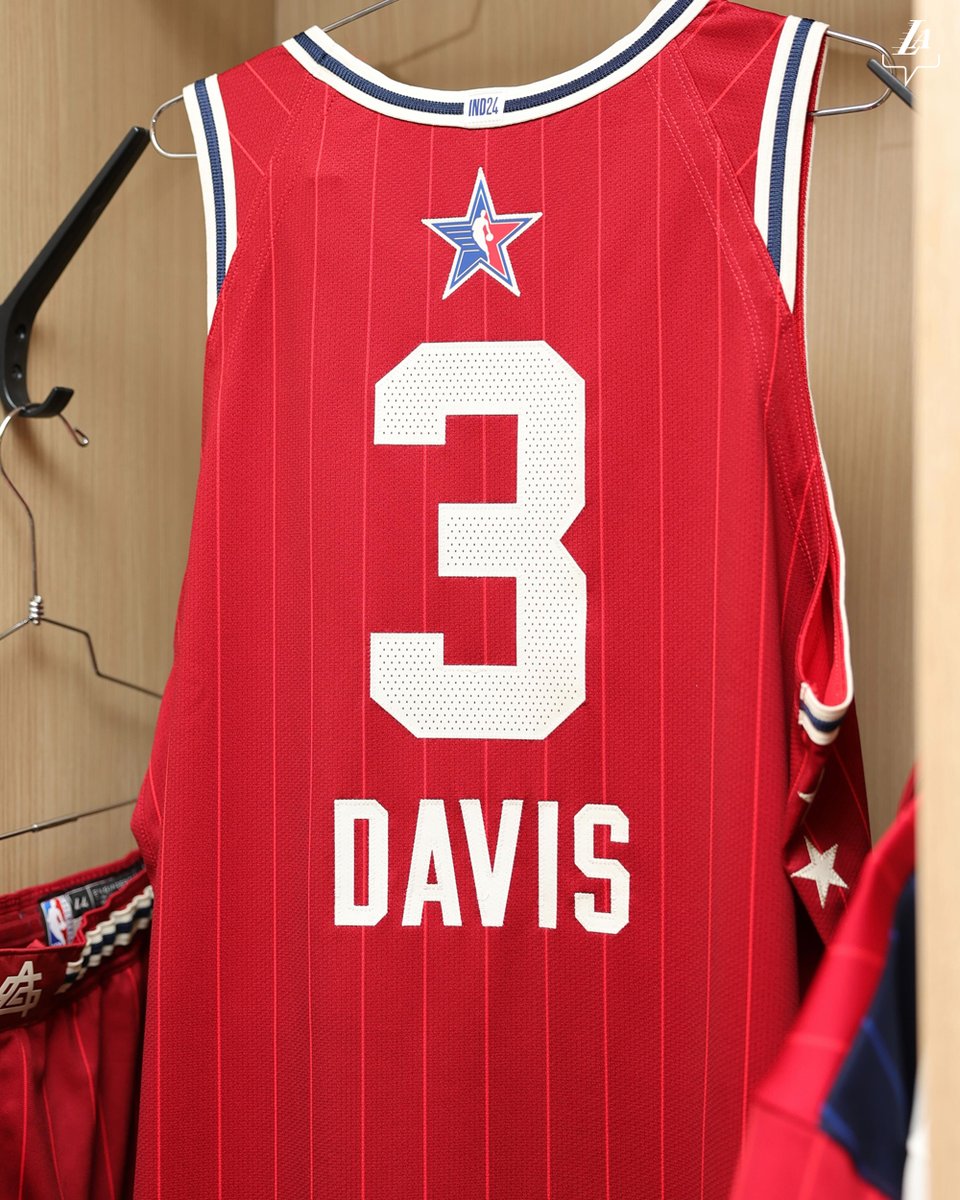Lakers's tweet photo. All-Star Duo https://t.co/Eh0AyKc5Di