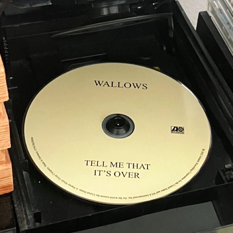 boynextdoor as songs by the wallows 
— a thread *⊹🥛𓂂𓏸˚🎼♡̶ 🌝 —