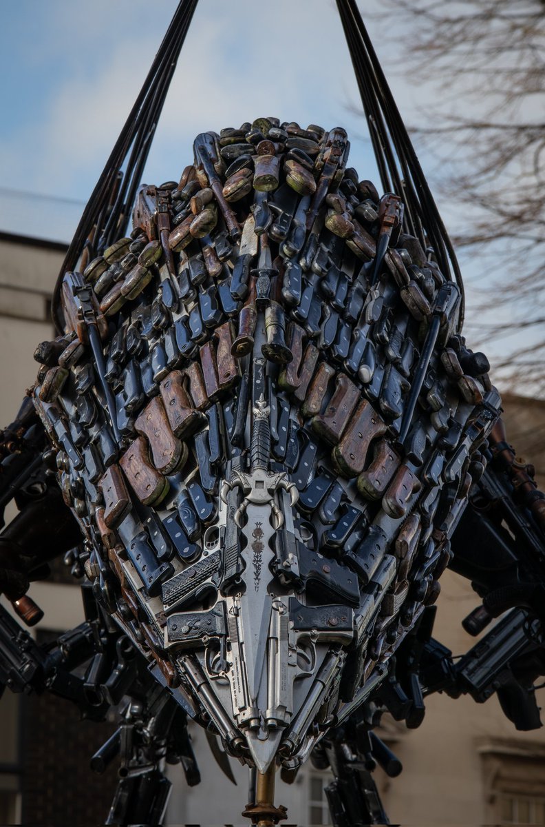 emmabphotos's tweet photo. Manchester Bee Monument π
#beefearless #manchesterbee #gloucester #crime #weapons #monument #bee #photography #Awareness #sculpture https://t.co/tG0Sxh5aHH