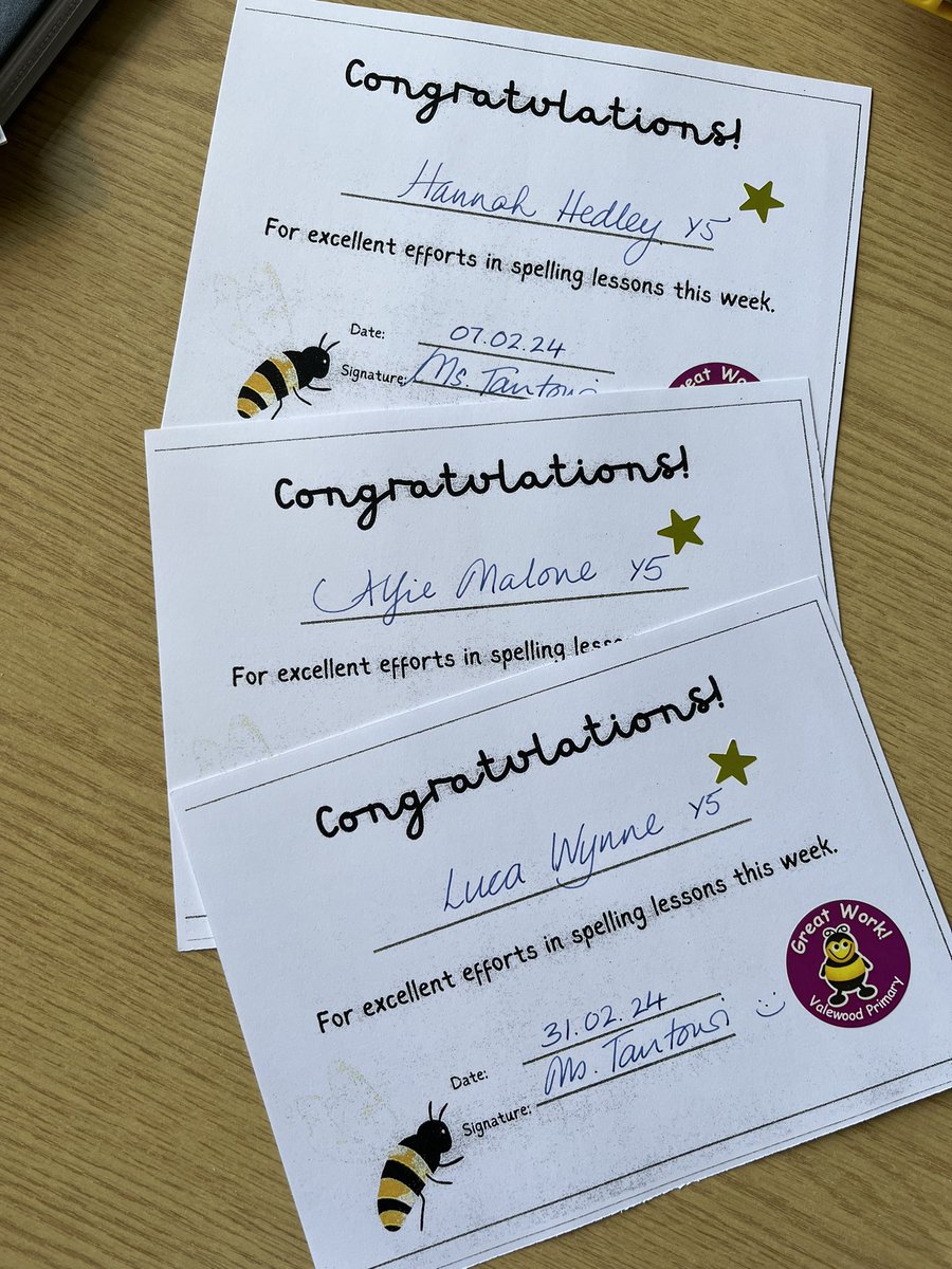 ValewoodPrimary's tweet photo. Congratulations to last half term’s #SpellingBees 🐝
I was so pleased to hear from class teachers that these👫were investing time in learning their ‘tricky words’ & their common exception words as well@as their weekly spellings. Keep up the great efforts everyone! ♥️🫶🏼⭐️👫👏🏼📝🖌️ https://t.co/5PH5eQE3iu