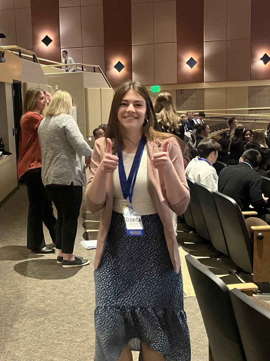 CoachColeThomas's tweet photo. 25 Oelwein DECA members set to compete today at the State Leadership Conference in Des Moines. Jenna Bahe earned the Most Outstanding Member award for our local chapter. @HuskyActivities https://t.co/cVdcSMMkxW