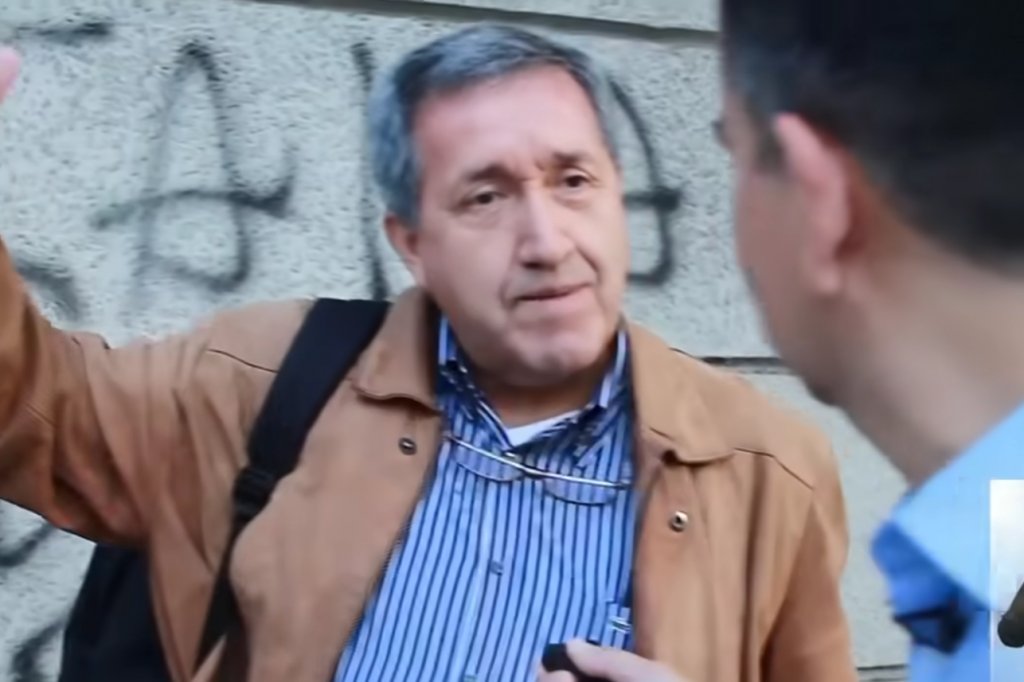 Radar_C_L's tweet photo. Juan Andrés Peña, Jefe de Tesorería @Muni_LasCondes era investigado por asignaciones irregulares de horas extras por más de $7.870 millones durante 2023, al ser interrogado dijo “Pregúntenle a la administradora o a la alcaldesa”. Noche fue encontrado muerto al interior de la municipalidad de @danielapenaloza (UDI)