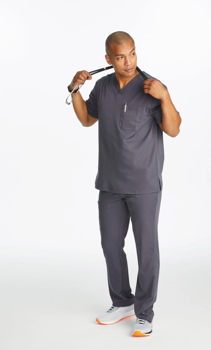 fashionscrubs's tweet image. 👩⚕️👨⚕️ In the world of healthcare, where every second counts, the last thing you need is scrubs that can't keep up. Introducing our line of medical scrubs - where durability meets affordability. #HealthcareHeroes #DurableScrubs #AffordableQuality