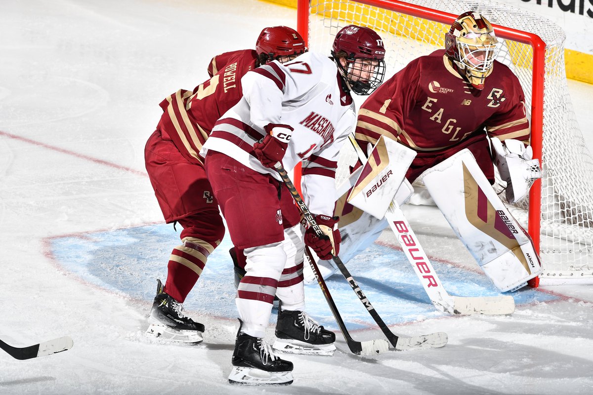 UMass Hockey tweet media