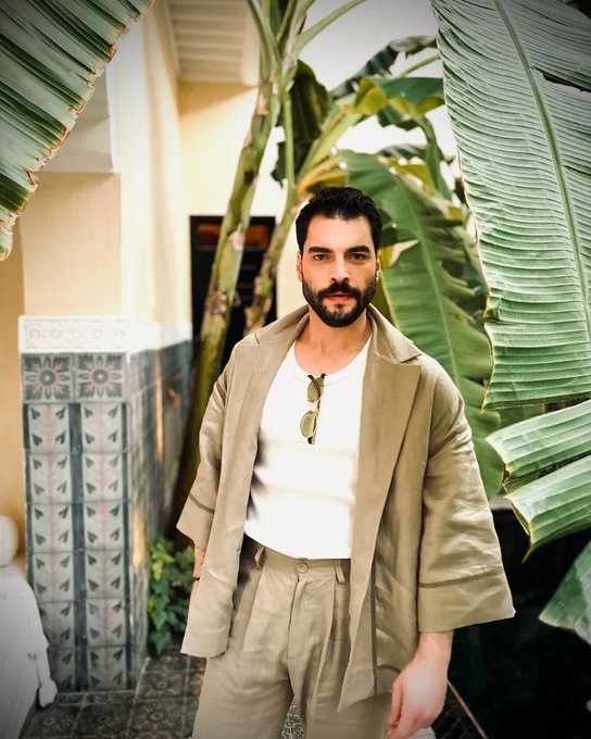 notmiransgirl1's tweet photo. my #Belic 😍😂☺️
#AkınAkınözü #YabanÇiçekleri https://t.co/fIOlpcYlU2