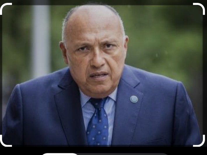 من علم هذا الرجل الدبلوماسية؟!!!!!!!