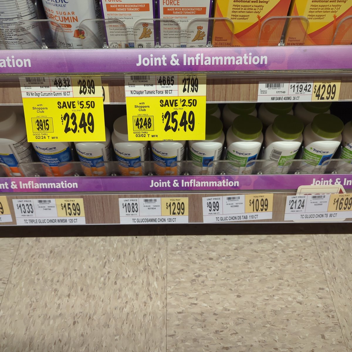 richdkatz's tweet photo. @Wegmans Why do you put the supplement (glucosamine) meant to aid people with "joint &amp; inflammation"  problems ON THE BOTTOM SHELF? https://t.co/b6iJq1CTc5