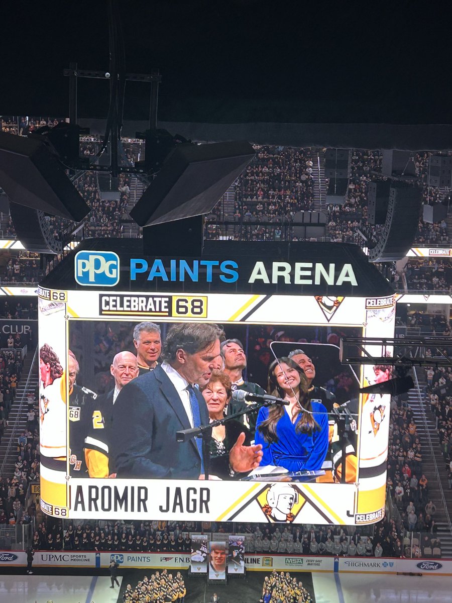 “I’d like to thank my girlfriend Dominika…she’s too young to remember me playing in Pittsburgh.” That’s…. Fairly clear