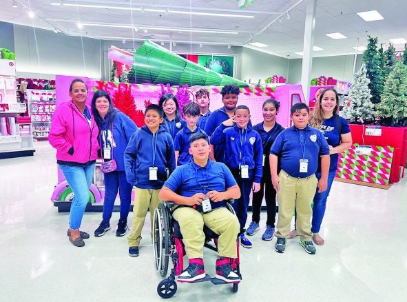Grateful to see @MDCPS recognized in @communitynewspapers for our commitment to inclusivity! With around 40,000 students with disabilities, our ESE team works tirelessly to provide top-notch education and support to every single one. #YourBestChoiceMDCPS…