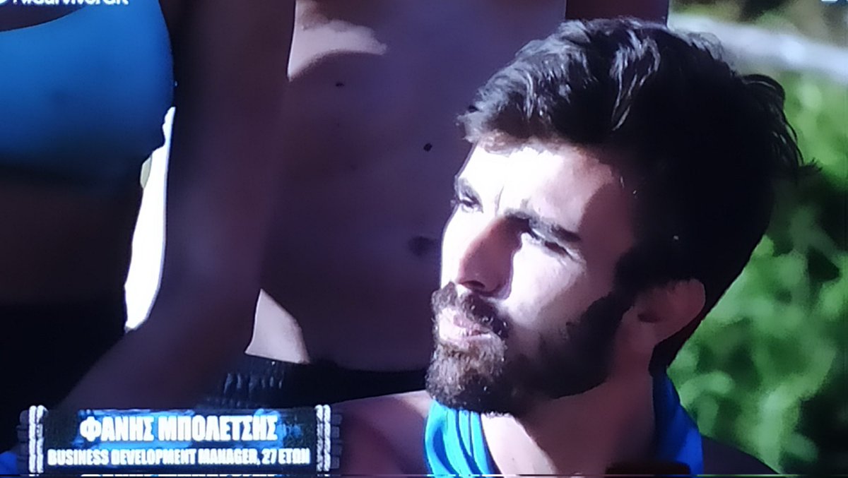 GeorGrigo's tweet photo. Κάνει σαν κακομαθημένο όταν χάνει!! Χαλάρωσε λίγο πριγκιπάκο... #survivorGR https://t.co/ZMp5Yz4B3H