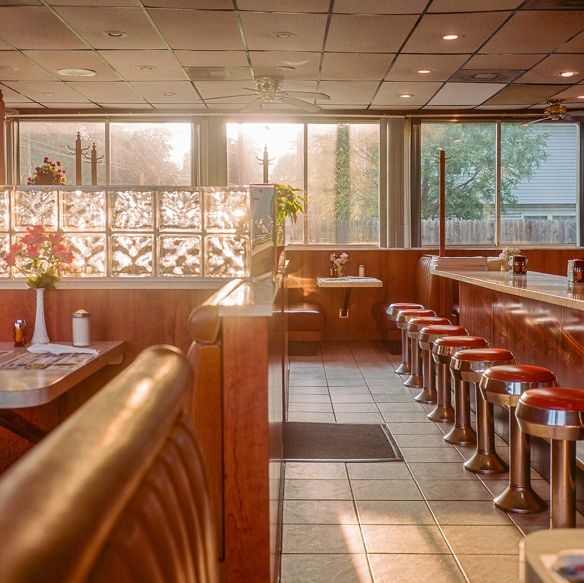 AliensResidence's tweet image. Leah Frances - American Squares