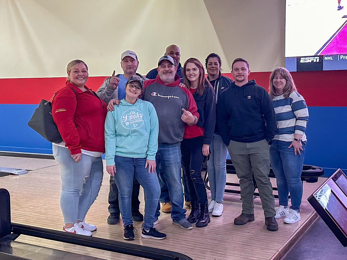 UAWLocal1284's tweet photo. UAW Local 1284 members at the 68th Annual UAW Region 1A Invitational Bowling Tournament
#UAW #Local1284 https://t.co/IynaCYZ3cb