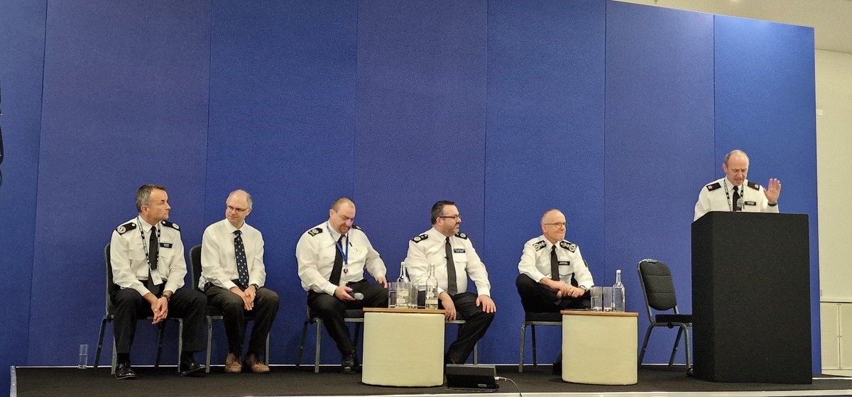 Our Chair @DavidPedrickFri attended the @MPSSpecials conference today, sitting on a panel alongside the Met Commissioner, the Chief Officer of the MSC, Commander Jon Savell and @iain_britton. A brilliant event engaging hundreds of Special Constables #MSCConf24