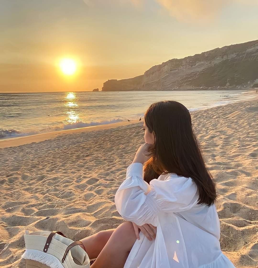 Mhalz5's tweet photo. You deserve peace, you deserve rest, you deserve respect, you deserve to be happy!🌼🤍💜 https://t.co/O7jPkIIqBE