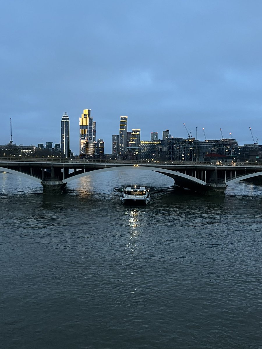 marmaproject's tweet photo. London Life 🤍 https://t.co/6rydNsHFpc