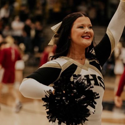 LHS Cheerleaders tweet media