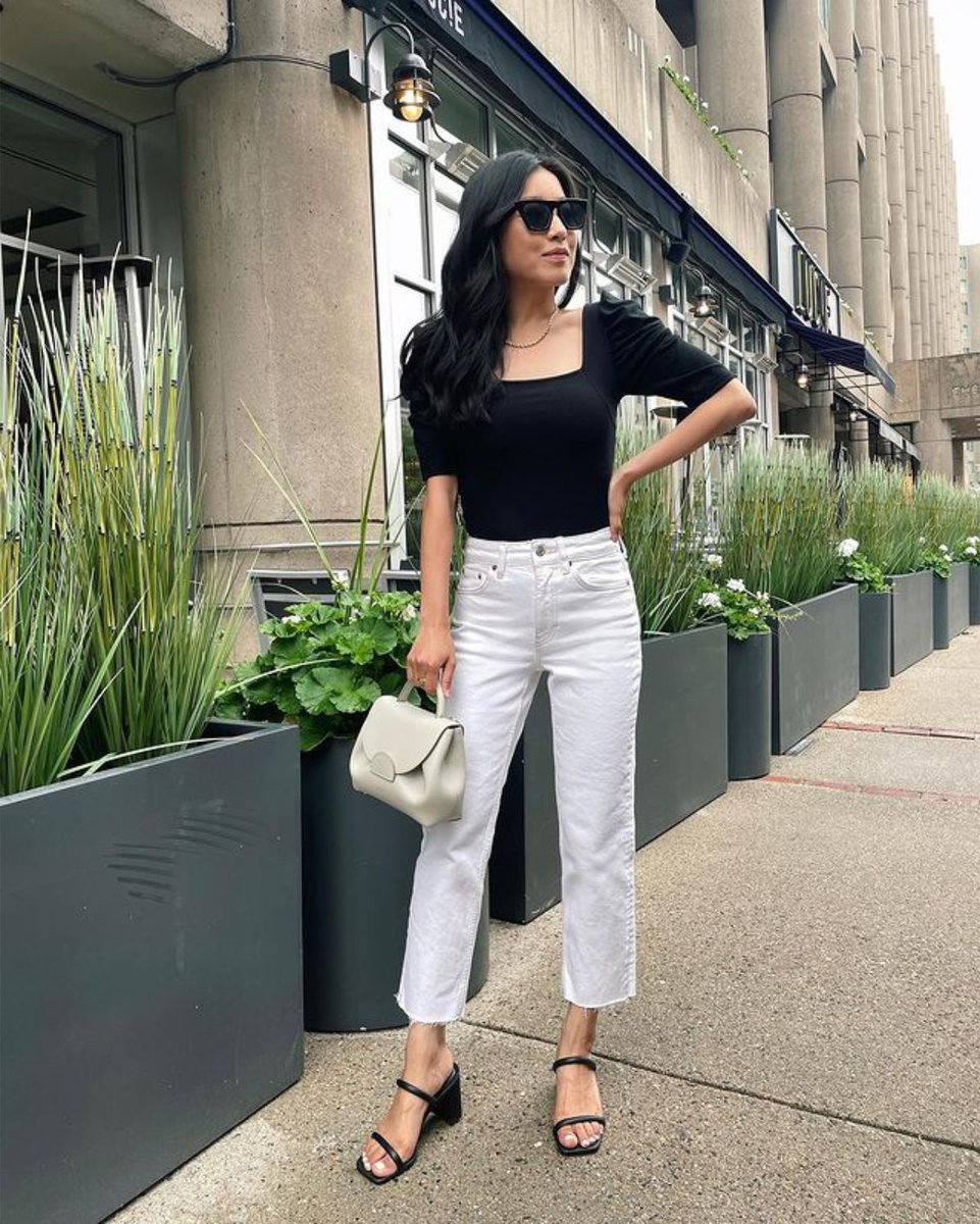 cleomadisonblog's tweet photo. Modest outfits perfect for Spring! 🌷👗

https://t.co/MTT2YZz5pO

#spring #ootd #womensfashion #modestfashion https://t.co/5DuVgDAYt4