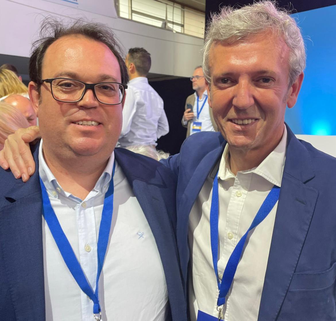 MarcosRivas_MR's tweet photo. Enhorabuena Alfonso Rueda Valenzuela por la reelección como Presidente Da Xunta de Galicia e de Todos os Galegos 

#GaliciaRueda @AlfonsoRuedaGal @ppdegalicia @ppopular @PPdeLugo @PPdeOU @PPCoruna @acorunapp @pontevedrapp https://t.co/hHUUl1Wvar