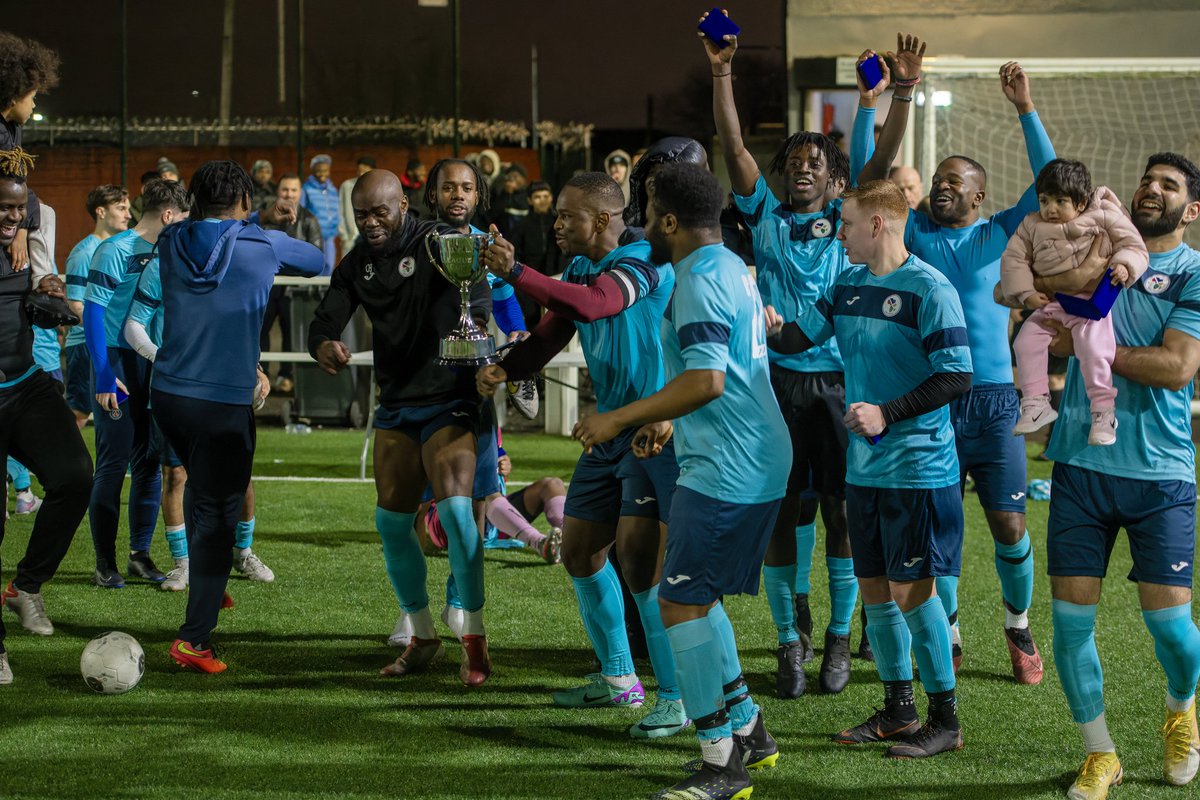 Thanks @GavinRossPhoto for these beautiful pictures📸 We enjoyed the game, @GlasgowAU played well and gave us a tough game. We used our experience and quality to win the game 3-2 and lift the SUFL League Cup trophy 🏆