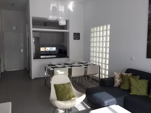 Yummy Mummy? Really? tweet media