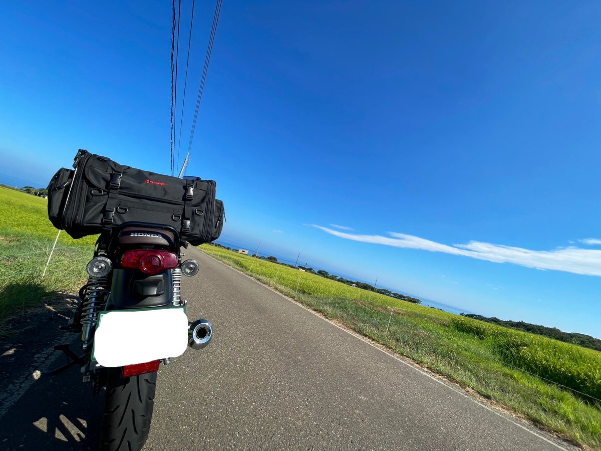 とっても久しぶりにログイン。
生きてます。笑

写真は
去年の夏にはじめて新潟行ったときのやつ🏍️

#GB350 #HONDA
#motorcycle #motorbike
#bike #ソロツー #バイクが好きだ