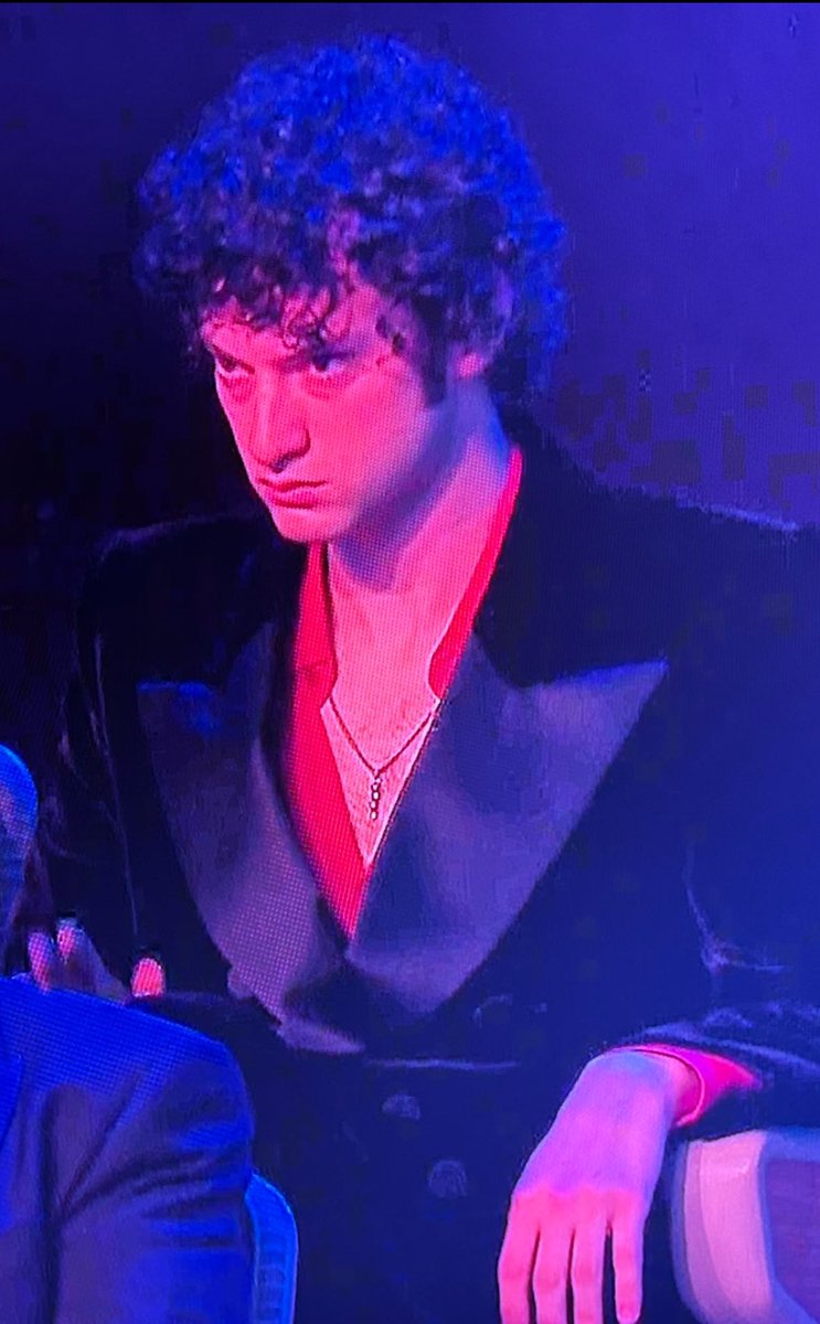 whankpuffin's tweet photo. He’s trying to explode timothee chalamet’s head from across the room https://t.co/7qv2bDzT5t