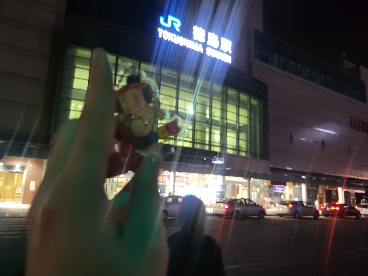 yoru0711_ume's tweet photo. 遅くなりましたが #UTAGE20 お疲れ様でした～～☺️
初のUTAGE、楽しくてずっと笑顔でした！演者さんはじめ遊びにきているお客さんみんな音楽大好きなのが伝わる素敵なイベントでした✨
前飲み、イベント、2次会全部楽しかったです🍻
フッ軽なんでまた徳島から大阪に遊びに行きます～🙌 https://t.co/SGRVUrUtlZ
