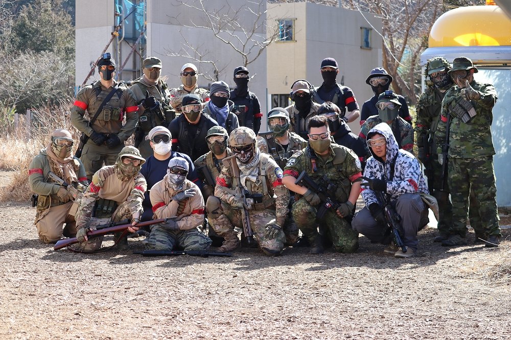 yasu_airsoft's tweet photo. 昨日は4人でサバゲー
前回は雪予報で中止になっちゃったから1ヶ月半ぶりだったけど楽しかった😄
どの銃も調子は良いんだけどそろそろ
バレル清掃ぐらいはしようかなw https://t.co/QJXcif9LML