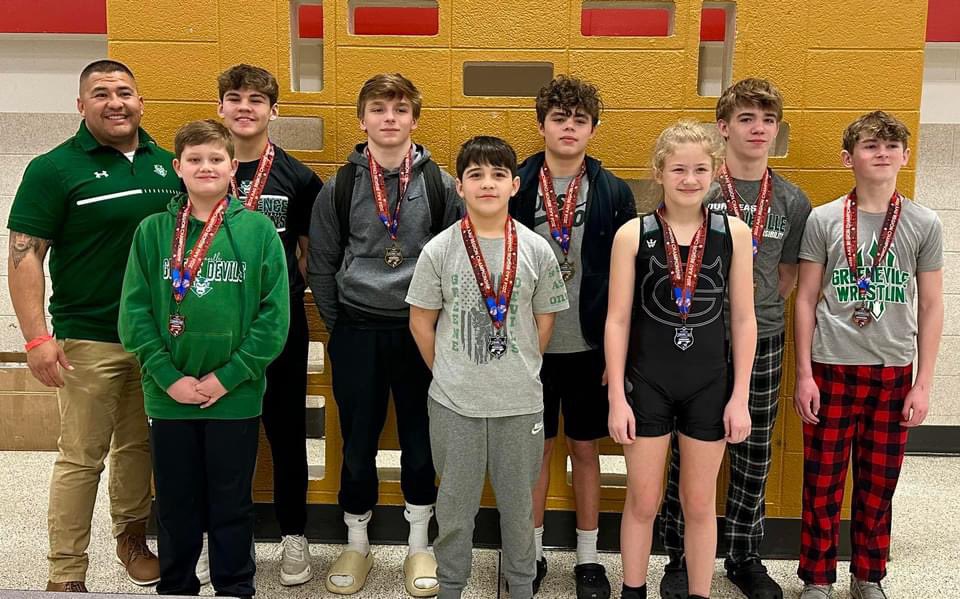 Our boys had a great day at TNAAU Regionals today. 

Michael Hurst- 3rd
Alex Sanchez- 2nd
Cameron Sneed- CHAMP!
Mack Hall- CHAMP!
Donovan Sanchez- CHAMP!

Get after them at state.