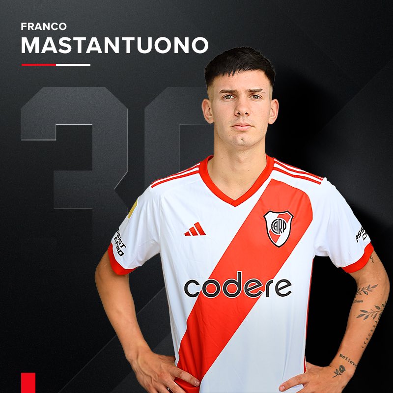 #VamosRiver ⚪️🔴⚪️

⌚️ 12’ ST River 0 - Banfield 0

⚽️ Cambio en River
➡️ Pablo Solari
⬅️ Franco Mastantuono