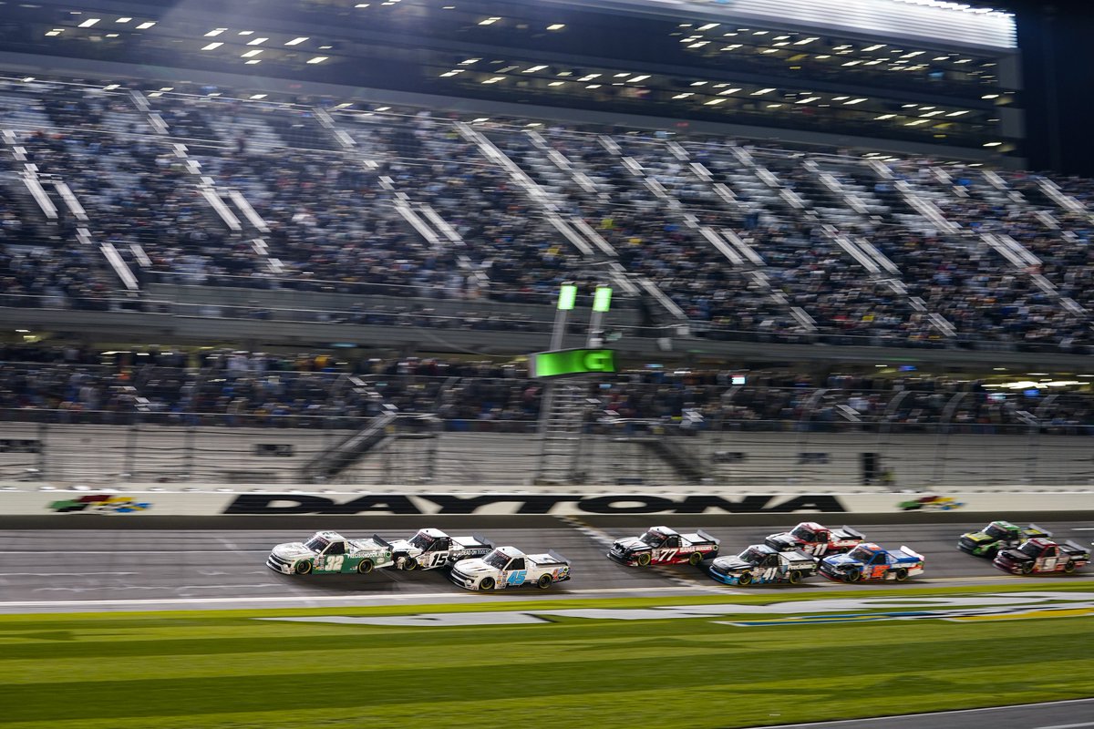 bretholmes23's tweet photo. Trying to prove we belong.

We had such a strong truck to get up front multiple times and lead. I need to clean up some mistakes to stay in that  spot, but we’re gonna be alright 👍🏼 https://t.co/FrhcFTsSzJ