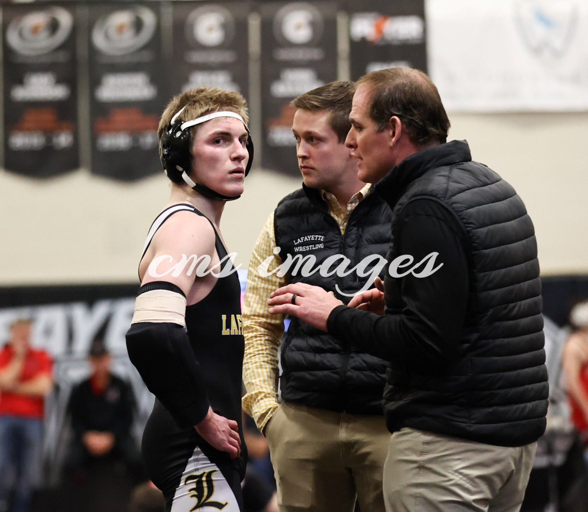 ChrisSchmitz168's tweet photo. “A Lancer Advancer���
The Lafayette wrestling 📸 gallery from the C4D1 tournament is now posted at https://t.co/whFEBvLR0O Good luck to all the Lancers as they prepare to compete in the @MSHSAAOrg state championships! @LafayetteLancer @LHSwrestlers @missouriwrestle @lhs_Superfans https://t.co/8Os8Wv2zcS