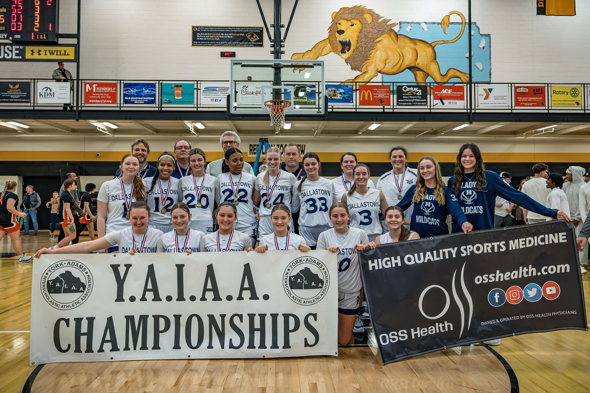 MoneyHeistVis's tweet image. Dallastown vs York Suburban for the YAIAA Championship game held at Red Lion High School.